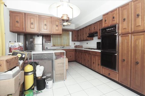 Tiny photo for 87 Lincolnshire Drive, Lincolnshire, IL 60069 (MLS # 12489207)