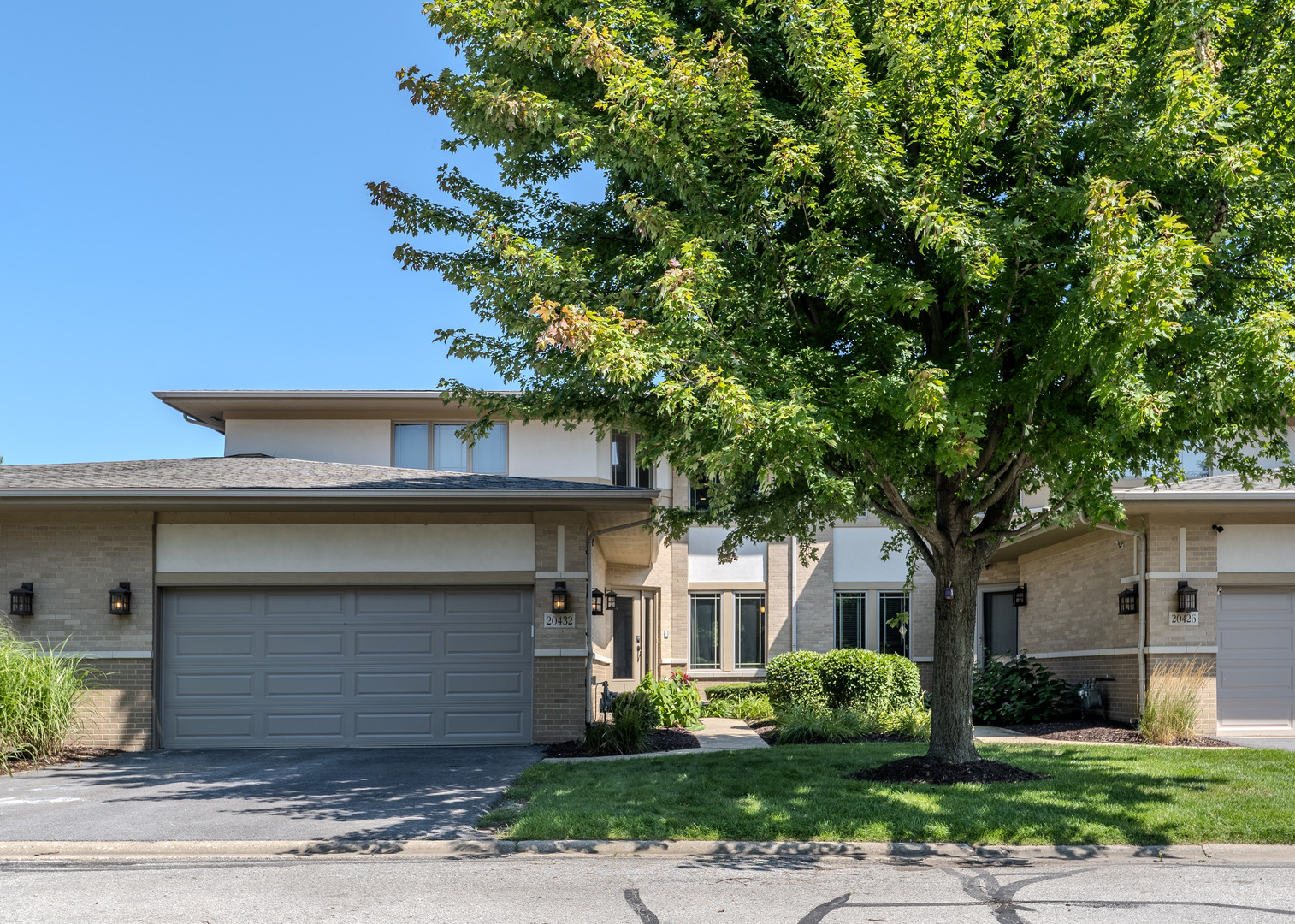 View Frankfort, IL 60423 townhome