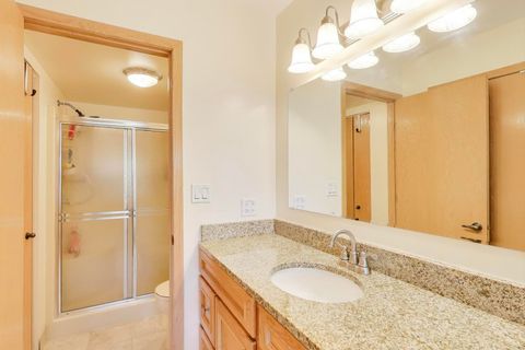 Tiny photo for 440 E Montrose Avenue #402, Wood Dale, IL 60191 (MLS # 12496208)