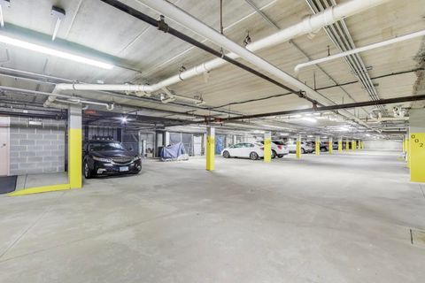 Tiny photo for 440 E Montrose Avenue #402, Wood Dale, IL 60191 (MLS # 12496208)