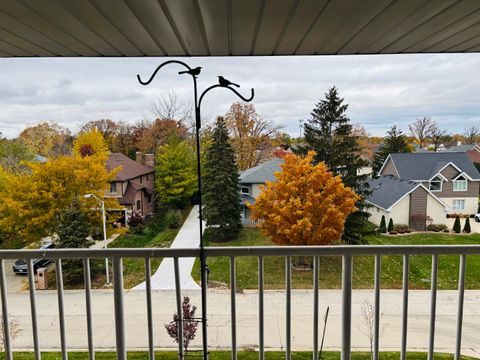 Tiny photo for 440 E Montrose Avenue #402, Wood Dale, IL 60191 (MLS # 12496208)