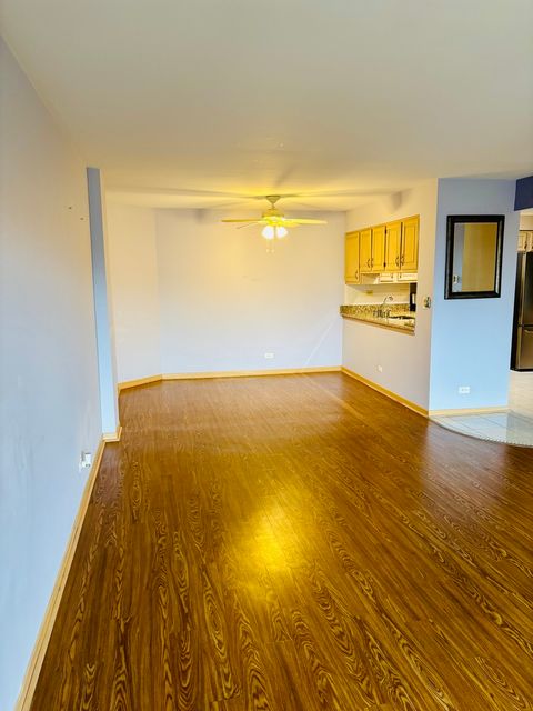 Tiny photo for 440 E Montrose Avenue #402, Wood Dale, IL 60191 (MLS # 12496208)