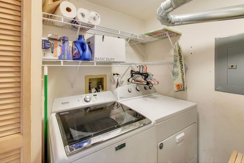 Tiny photo for 440 E Montrose Avenue #402, Wood Dale, IL 60191 (MLS # 12496208)