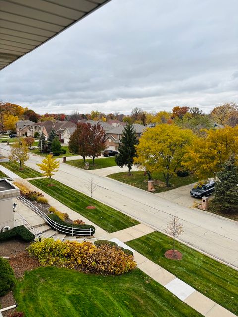 Tiny photo for 440 E Montrose Avenue #402, Wood Dale, IL 60191 (MLS # 12496208)