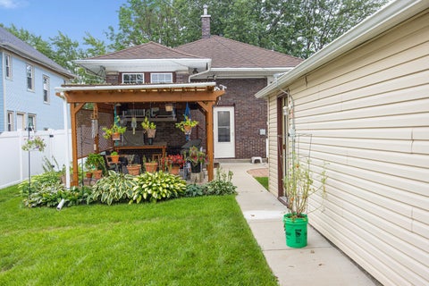 Tiny photo for 811 Farragut Place, Joliet, IL 60435 (MLS # 12732616)