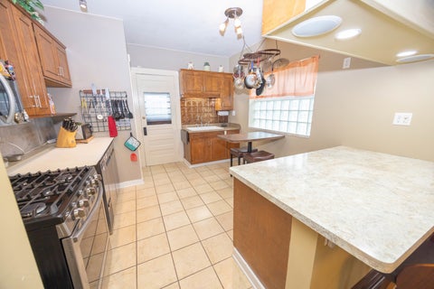 Tiny photo for 811 Farragut Place, Joliet, IL 60435 (MLS # 12732616)