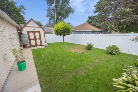 Tiny photo for 811 Farragut Place, Joliet, IL 60435 (MLS # 12732616)