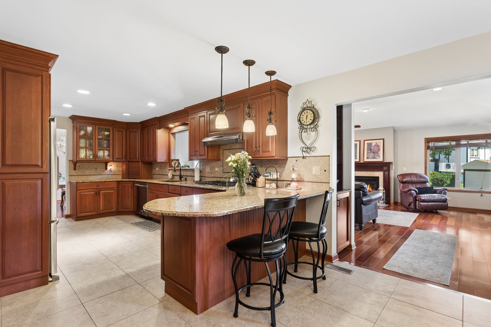 1251 N Scarlet Drive