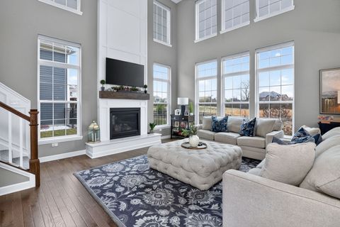 Tiny photo for 13751 Buchanan Drive, Lemont, IL 60439 (MLS # 12590317)