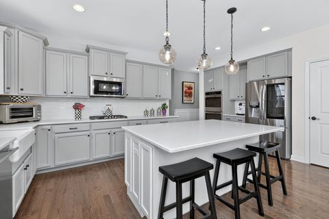 Tiny photo for 13751 Buchanan Drive, Lemont, IL 60439 (MLS # 12590317)