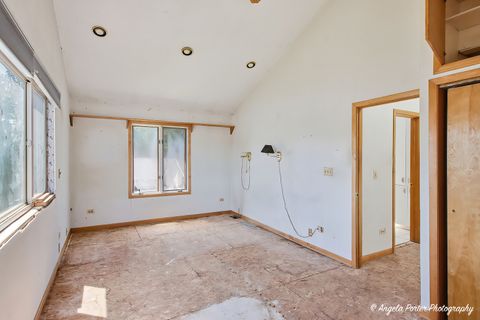 Tiny photo for 106 Country Club Drive, McHenry, IL 60050 (MLS # 12679393)