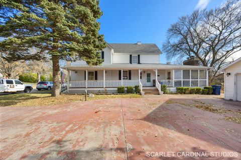 Tiny photo for 27 E Jackson Street, Villa Park, IL 60181 (MLS # 12518235)