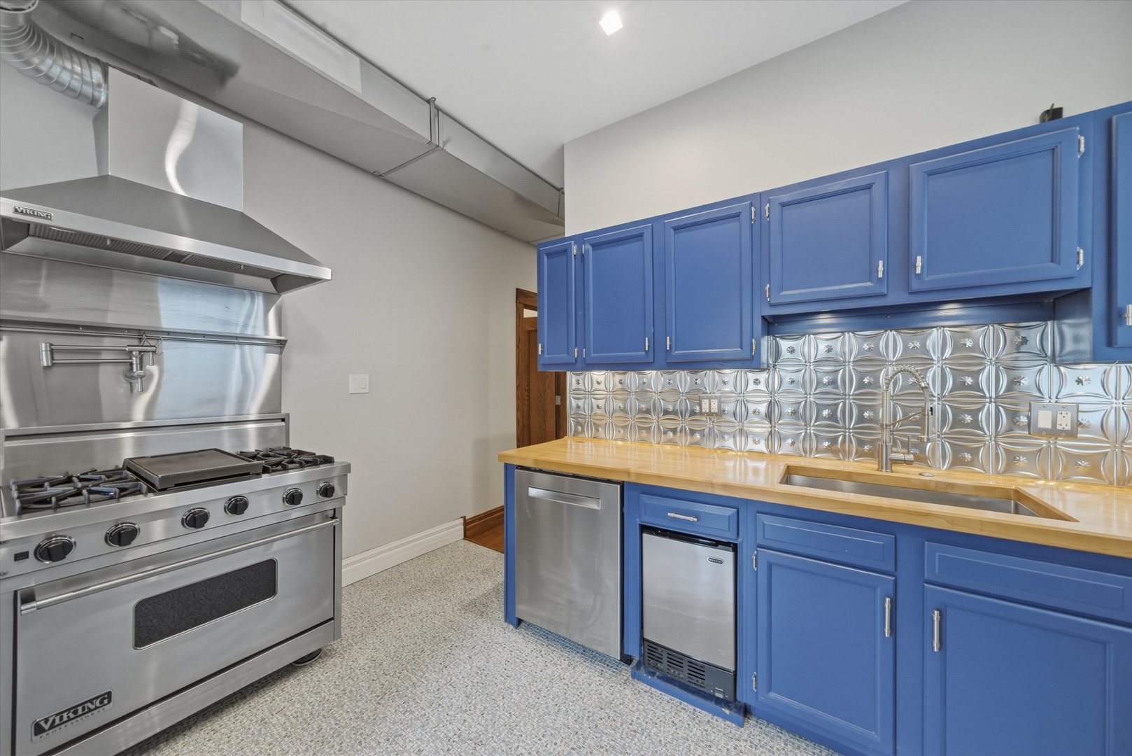 2606 N Kedzie Avenue