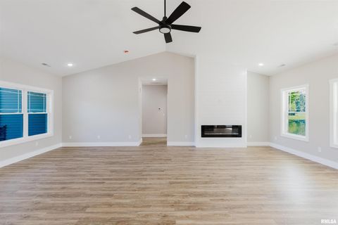 Tiny photo for 704 Jonathan Lane, Carterville, IL 62918 (MLS # 12577193)