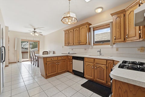 Tiny photo for 4818 N Sayre Avenue, Chicago, IL 60656 (MLS # 12683236)