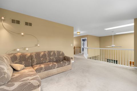 Tiny photo for 374 Waverly Drive, Mundelein, IL 60060 (MLS # 12492600)