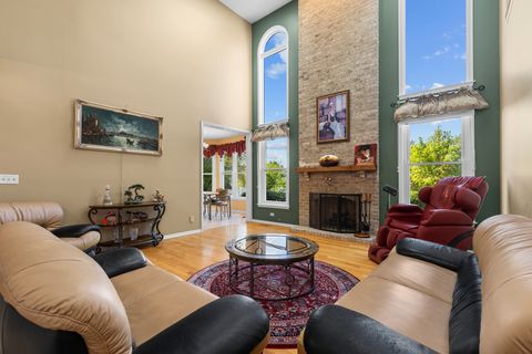 Tiny photo for 374 Waverly Drive, Mundelein, IL 60060 (MLS # 12492600)
