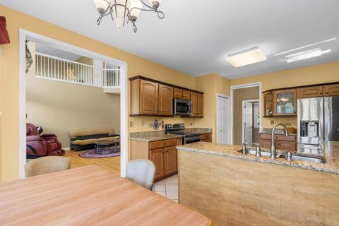 Tiny photo for 374 Waverly Drive, Mundelein, IL 60060 (MLS # 12492600)