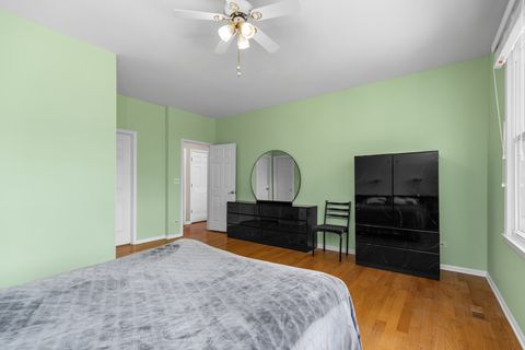 Tiny photo for 374 Waverly Drive, Mundelein, IL 60060 (MLS # 12492600)