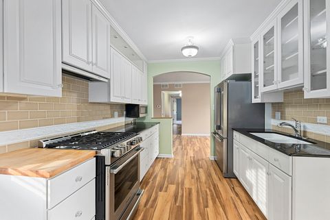 Tiny photo for 42 Parliament Drive W #129, Palos Heights, IL 60463 (MLS # 12528091)