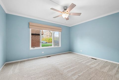 Tiny photo for 42 Parliament Drive W #129, Palos Heights, IL 60463 (MLS # 12528091)
