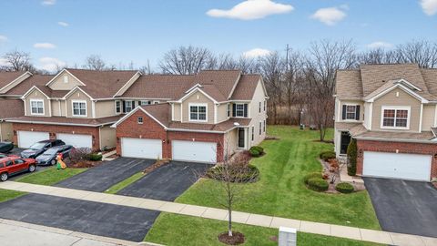 Tiny photo for 334 Buckingham Court, Lombard, IL 60148 (MLS # 12536903)