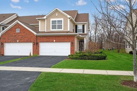 Tiny photo for 334 Buckingham Court, Lombard, IL 60148 (MLS # 12536903)