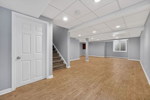 Tiny photo for 334 Buckingham Court, Lombard, IL 60148 (MLS # 12536903)