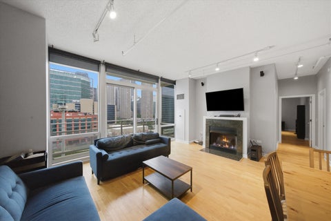 Tiny photo for 737 W Washington Boulevard #904, Chicago, IL 60661 (MLS # 12732533)
