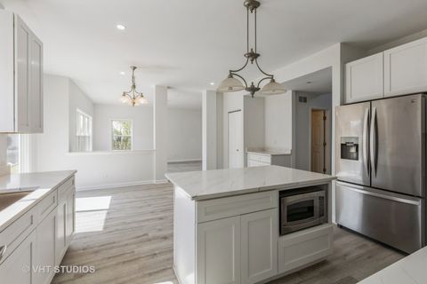 Tiny photo for 2895 Lahinch Court, Aurora, IL 60503 (MLS # 12417971)