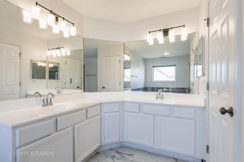 Tiny photo for 2895 Lahinch Court, Aurora, IL 60503 (MLS # 12417971)
