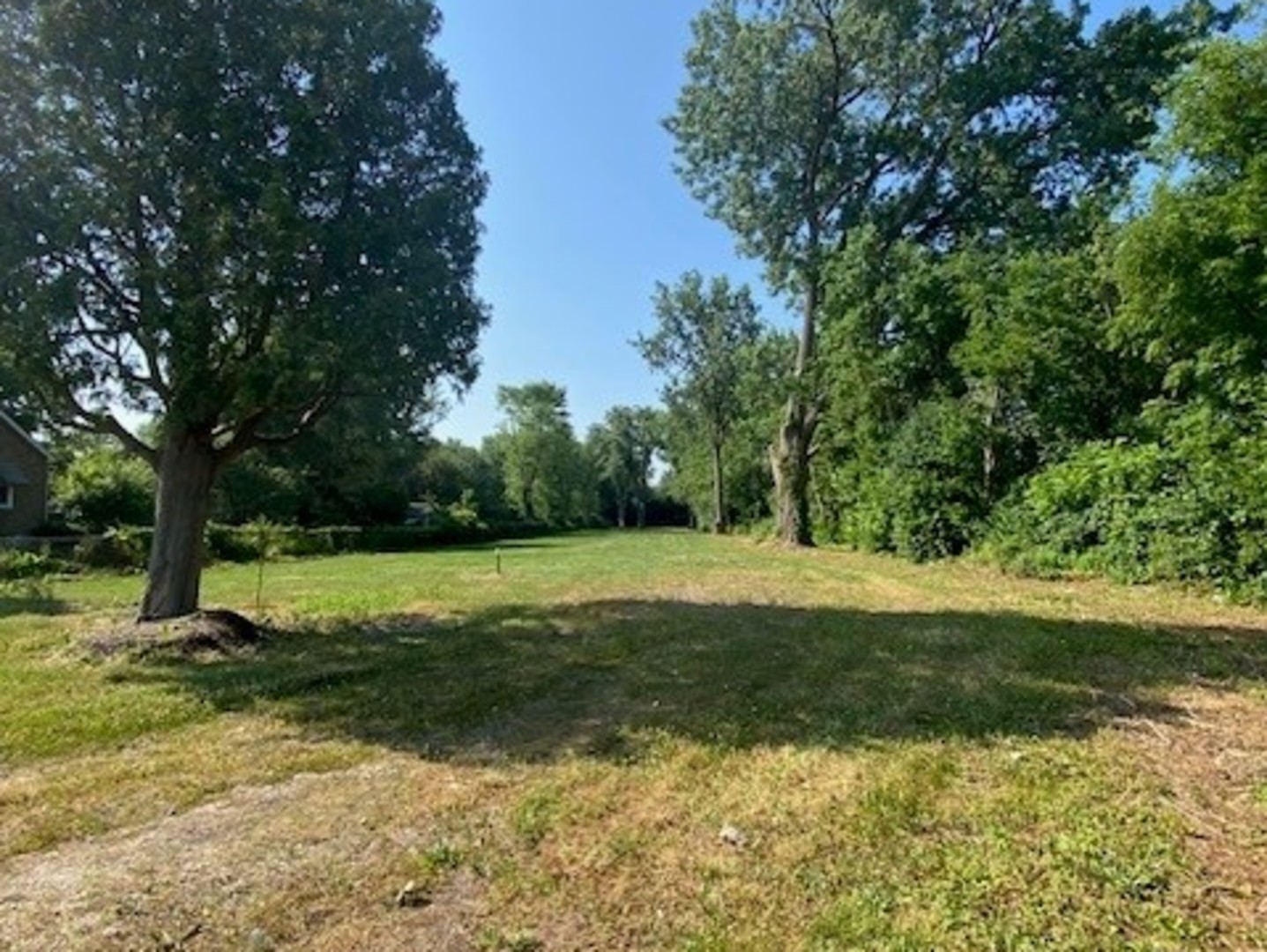 31w183 Hawthorne Lane