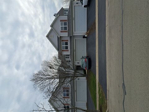 Photo of 527 Horizon Drive #A1, Bartlett, IL 60103 (MLS # 12598835)