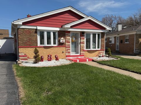 Tiny photo for 15541 6th Avenue, Phoenix, IL 60426 (MLS # 12615251)