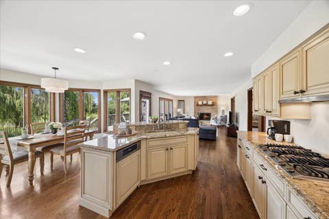 Tiny photo for 2066 Bunker Circle, Naperville, IL 60563 (MLS # 12718288)