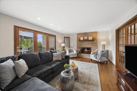 Tiny photo for 2066 Bunker Circle, Naperville, IL 60563 (MLS # 12718288)
