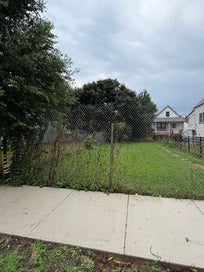 7608 S Langley Avenue Chicago IL 60619