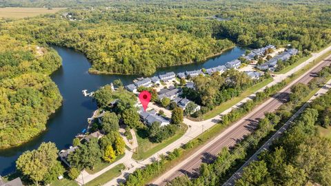 Tiny photo for 106 N Harbor Landing Lndg, Braidwood, IL 60408 (MLS # 12464233)