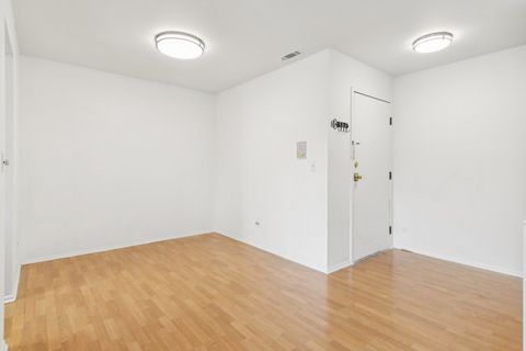 Tiny photo for 951 YOSEMITE Trail #A, Roselle, IL 60172 (MLS # 12594621)