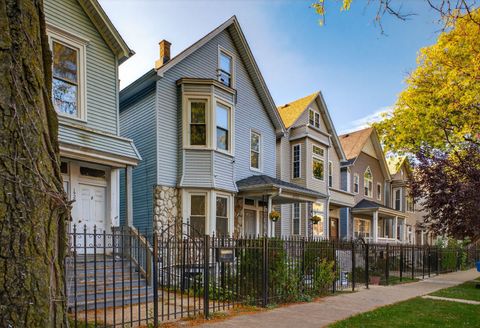 1922 N Whipple Street 1 Chicago IL 60647