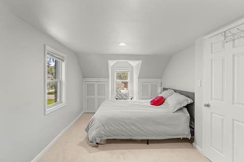 Tiny photo for 725 N County Line Road, Hinsdale, IL 60521 (MLS # 12720373)