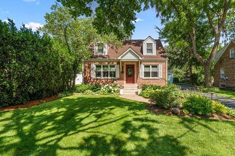 Photo of 725 N County Line Road, Hinsdale, IL 60521 (MLS # 12720373)