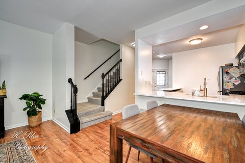 Tiny photo for 1171 Heartland Gate, Lake In The Hills, IL 60156 (MLS # 12489595)
