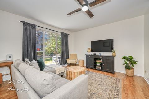 Tiny photo for 1171 Heartland Gate, Lake In The Hills, IL 60156 (MLS # 12489595)