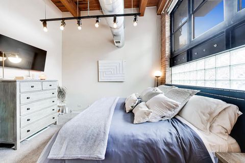 Tiny photo for 1250 W Van Buren Street #1A, Chicago, IL 60607 (MLS # 12628573)