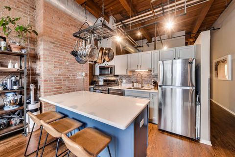 Tiny photo for 1250 W Van Buren Street #1A, Chicago, IL 60607 (MLS # 12628573)