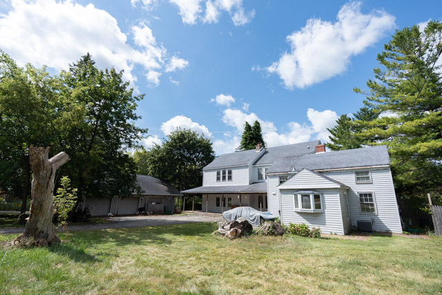 41320 N Green Bay Road