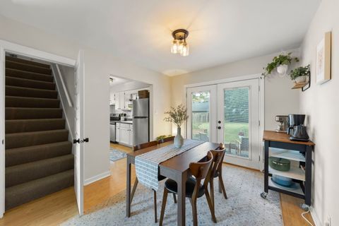 Tiny photo for 308 S 12th Avenue, St. Charles, IL 60174 (MLS # 12466374)