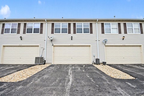 Tiny photo for 2531 Congress Avenue #2531, Aurora, IL 60503 (MLS # 12732426)