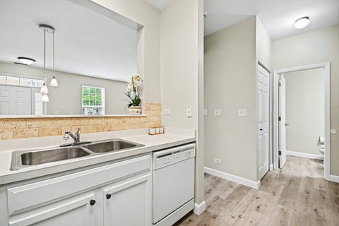 Tiny photo for 2531 Congress Avenue #2531, Aurora, IL 60503 (MLS # 12732426)